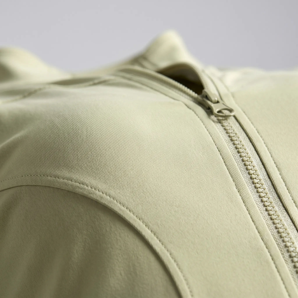 Kerry - Slim Fit Yoga Jacket 