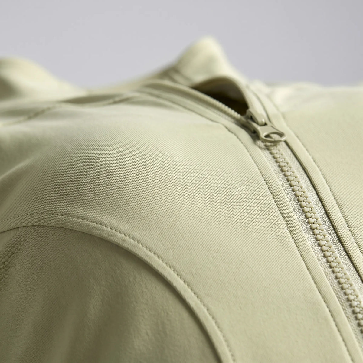 Kerry - Slim Fit Yoga Jacket 